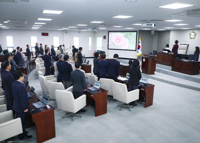 제329회 임시회 개회