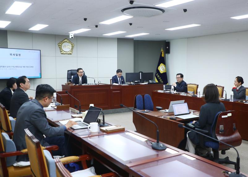 제330회 임시회 행정교육위원회