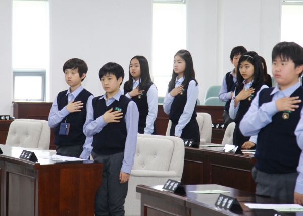 신천중학교 - 청소년 의회교실